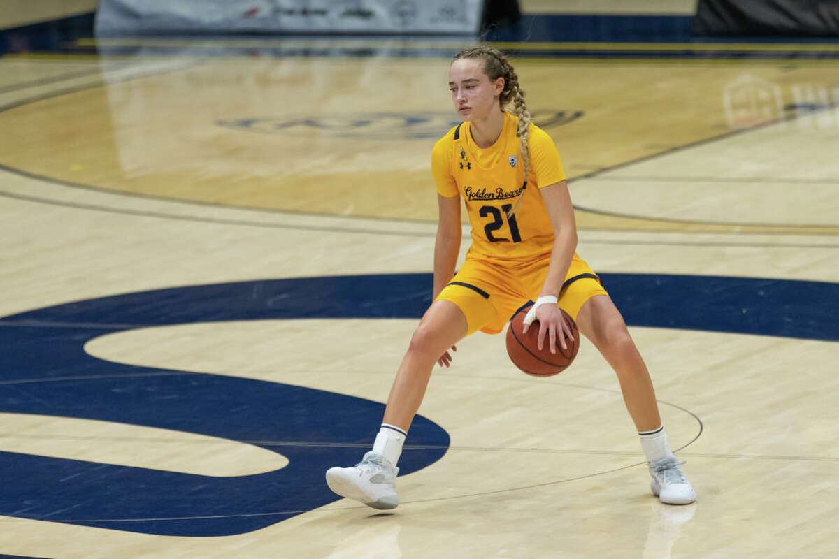 California Golden Bears guard Mia Mastrov dribbles the ball during a women's college basketball game between the Arizona State Sun Devils and the California Golden Bears on February 21, 2021 at Haas Pavilion in Berkeley, CA.