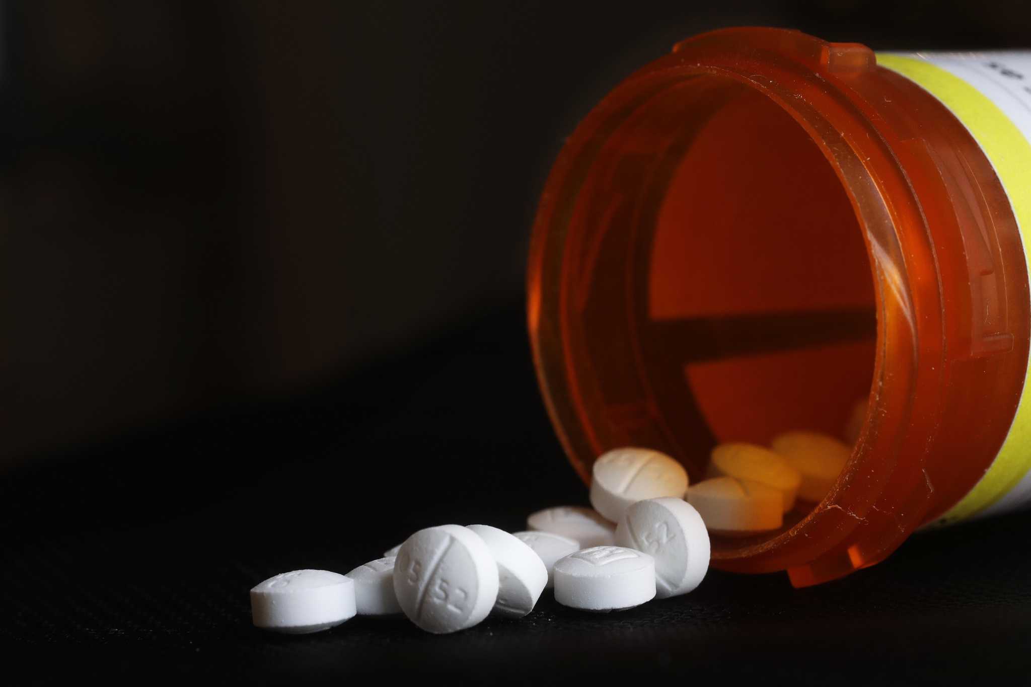 San Antonio pharmacist accused of ignoring 'red flags' when filling opioid prescriptions - Vimarsana News