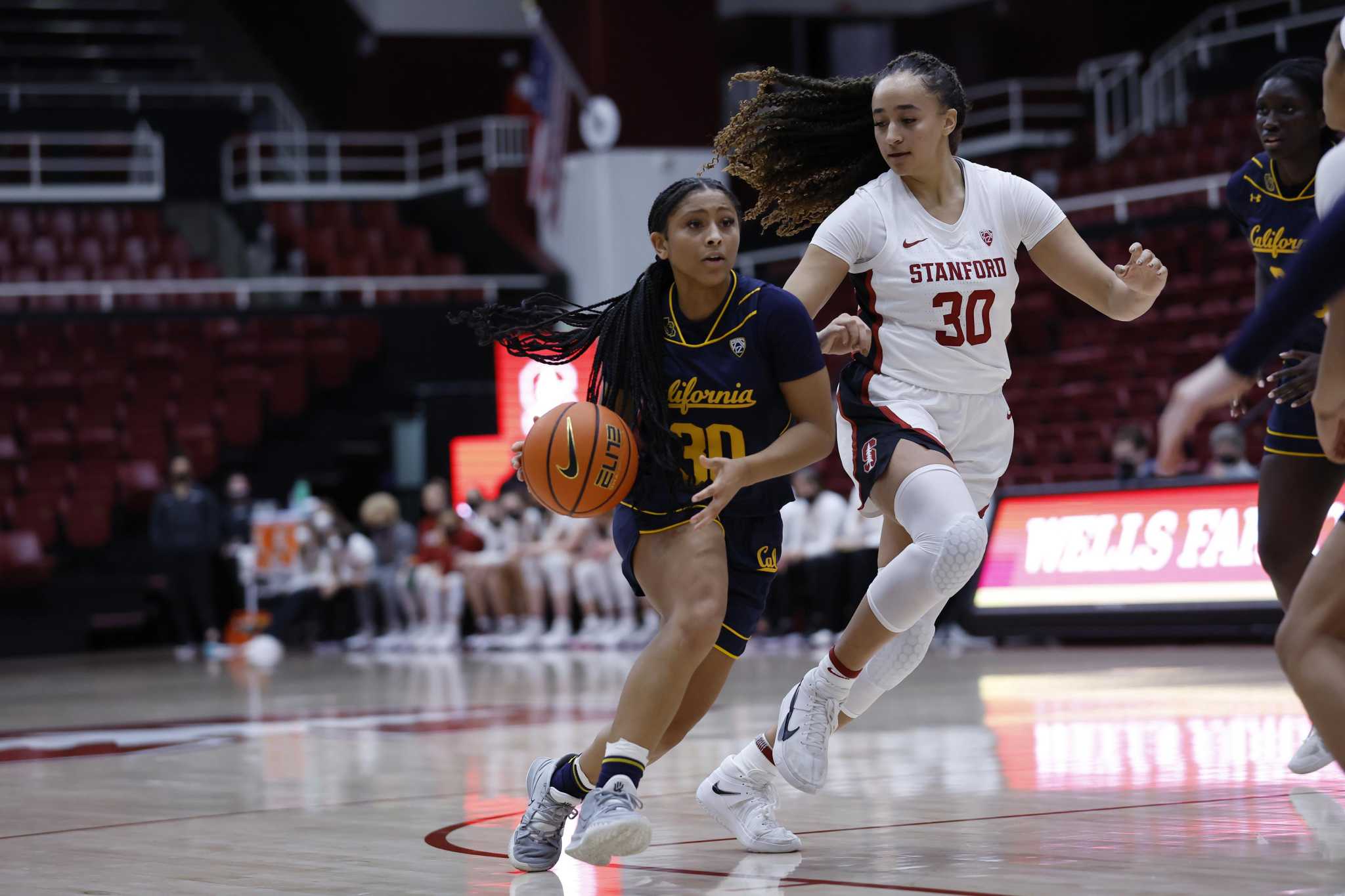 Cal’s Jayda Curry, Stanford’s Haley Jones are doing justice to the No. 30