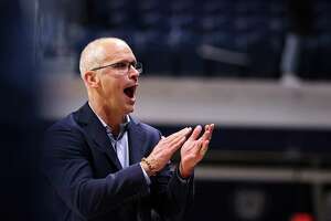 UConn's Dan Hurley has roster of his recruits for first time