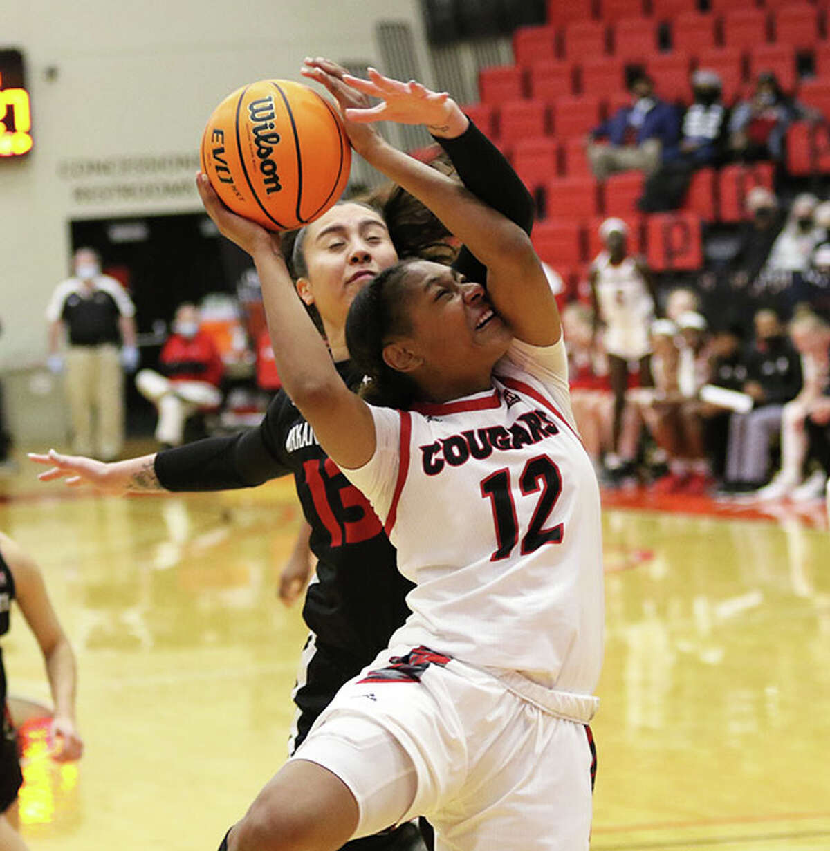 SIUE's Mikayla Kinnard (12) shown in a game earlier this season in Edwardsville, scored 14 points Saturday in the Cougars' OVC win at Morehead State.