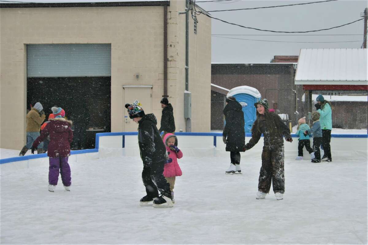 The grand opening of the newest recreational venue in Reed City, the ice rink, was held this past Saturday. Along with skating, visitors were treated to hot cocoa and cookies.