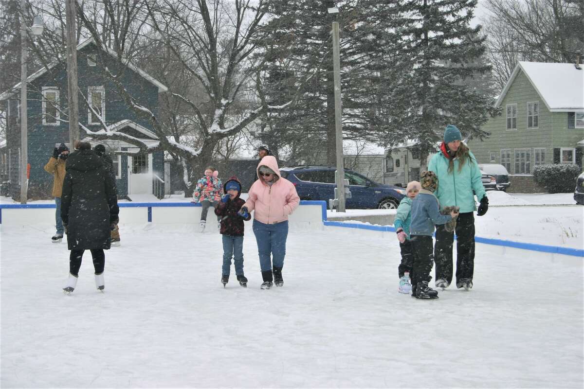 The grand opening of the newest recreational venue in Reed City, the ice rink, was held this past Saturday. Along with skating, visitors were treated to hot cocoa and cookies.