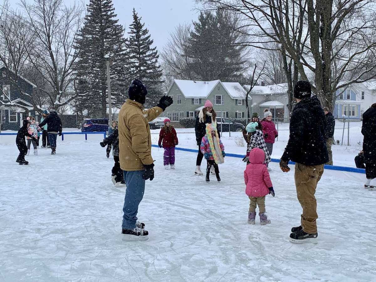 The grand opening of the newest recreational venue in Reed City, the ice rink, was held this past Saturday. Along with skating, visitors were treated to hot cocoa and cookies.