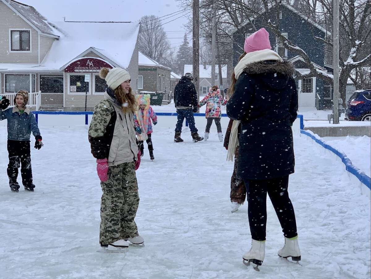 The grand opening of the newest recreational venue in Reed City, the ice rink, was held this past Saturday. Along with skating, visitors were treated to hot cocoa and cookies.