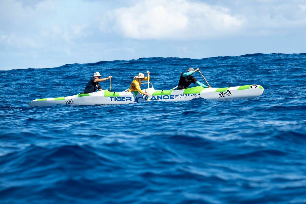 How two men ascended Earth’s tallest mountain in Hawaii