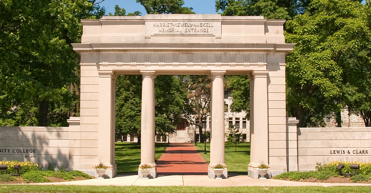Lewis and Clark names honor students
