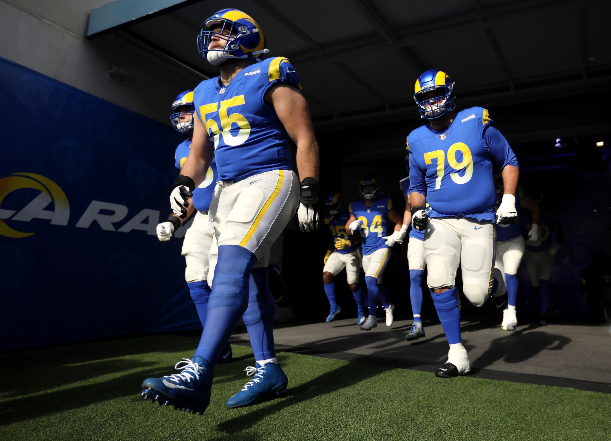 INGLEWOOD, CA - SEPTEMBER 26: Los Angeles Rams offensive tackle Rob  Havenstein (79) during a game between the Tampa Bay Buccaneers and the Los  Angeles Rams at SoFi Stadium on September 26