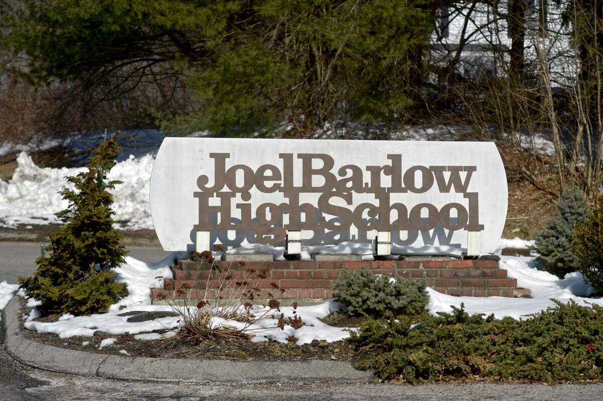 Joel Barlow High School enrollment expected to drop below 800 — a 19 ...