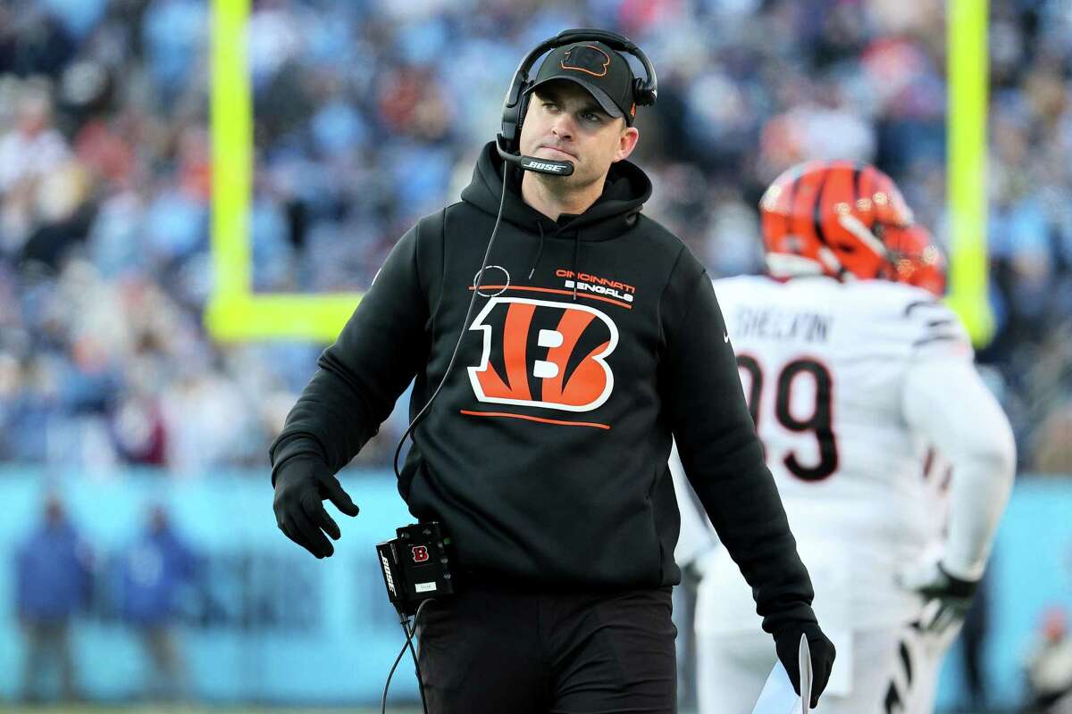 Zac Taylor gave game balls to Mike Brown, Cincinnati after playoff win