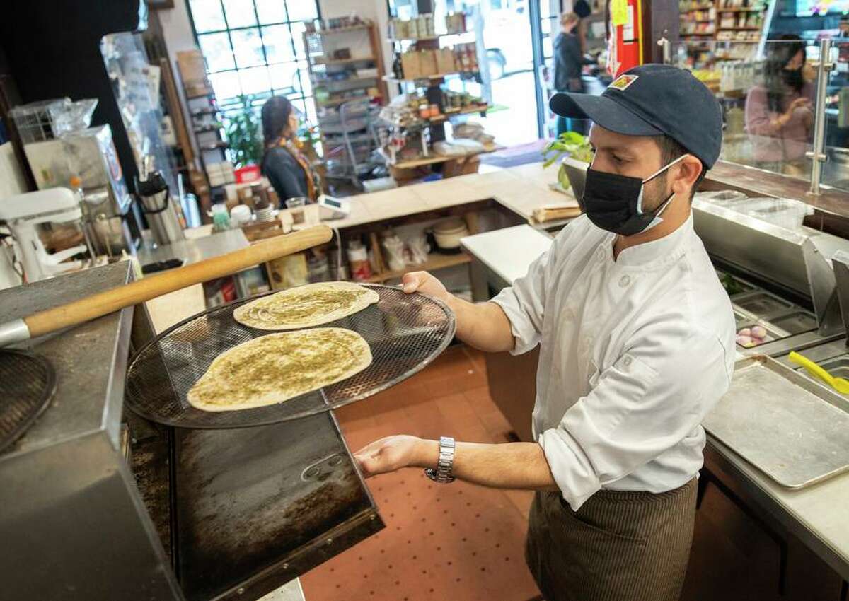 Badan’s Hafez Alsaidi is among a handful of Bay Area chefs meshing Middle Eastern and California cooking techniques and ingredients to create exciting, popular breads.