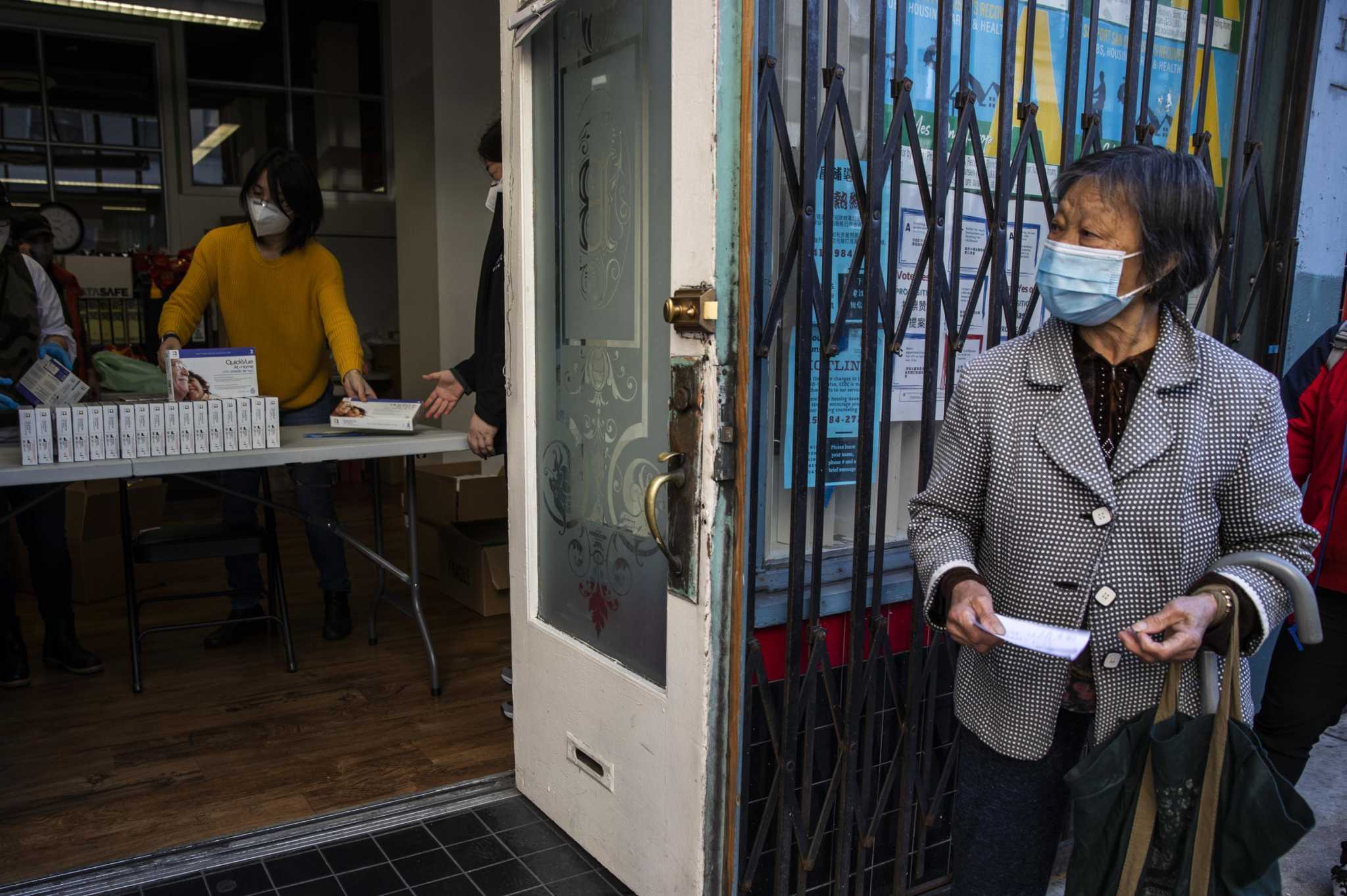 In Chinatown's SROs, there's nowhere to go as omicron spreads - Vimarsana News