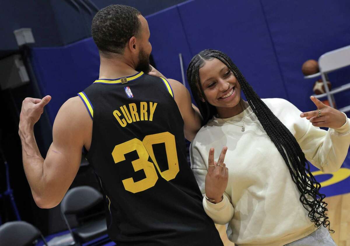 ‘Now my life’s complete’ Cal guard Jayda Curry meets Warriors’ Steph Curry