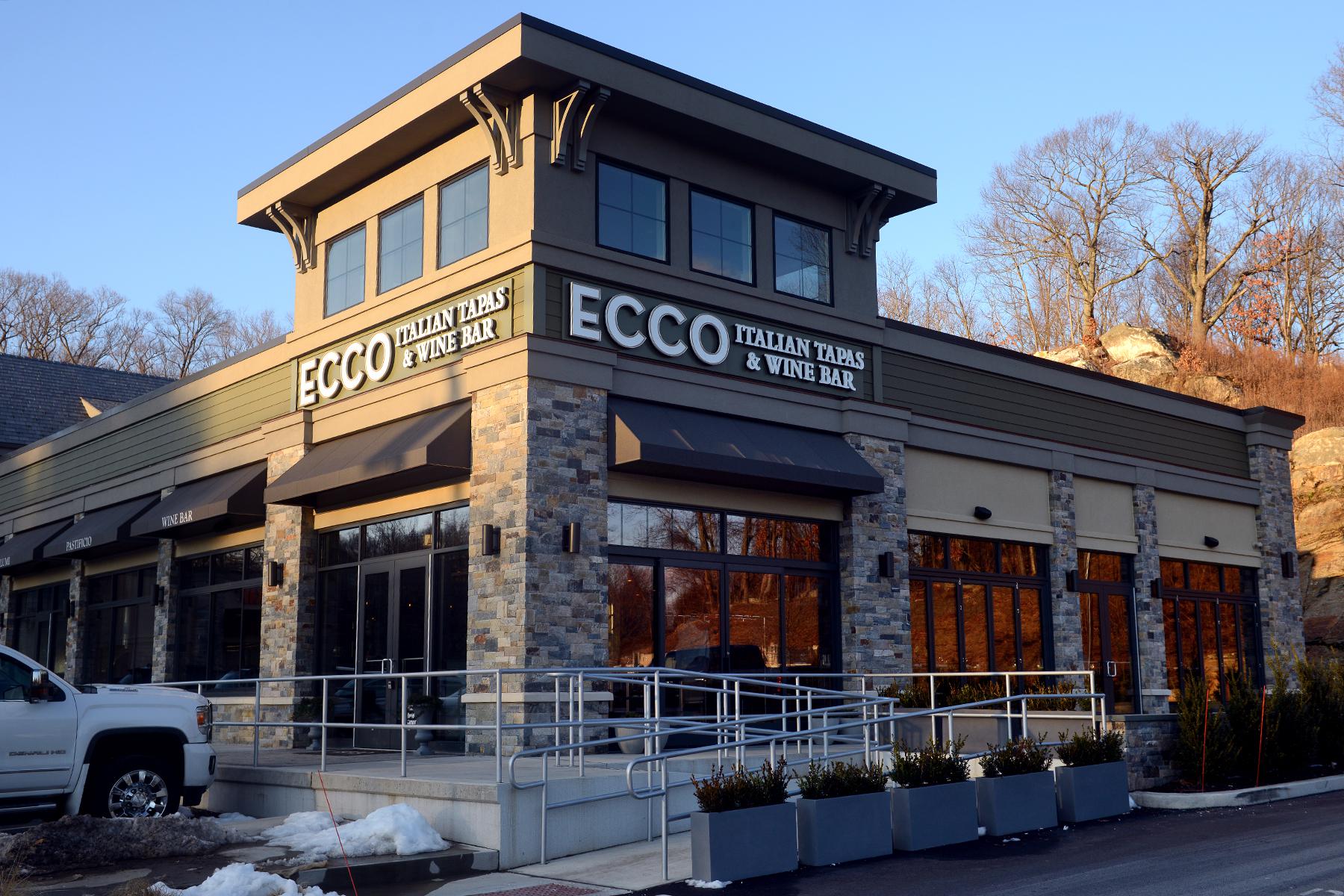 After omicron delays, new Italian eatery opens in Trumbull - Vimarsana News