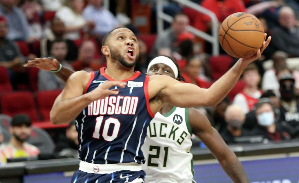 Here’s the scoop with Eric Gordon: While the guard could help any playoff contender willing to make a deadline deal, the Rockets might be able to get more value for him in an offseason trade.