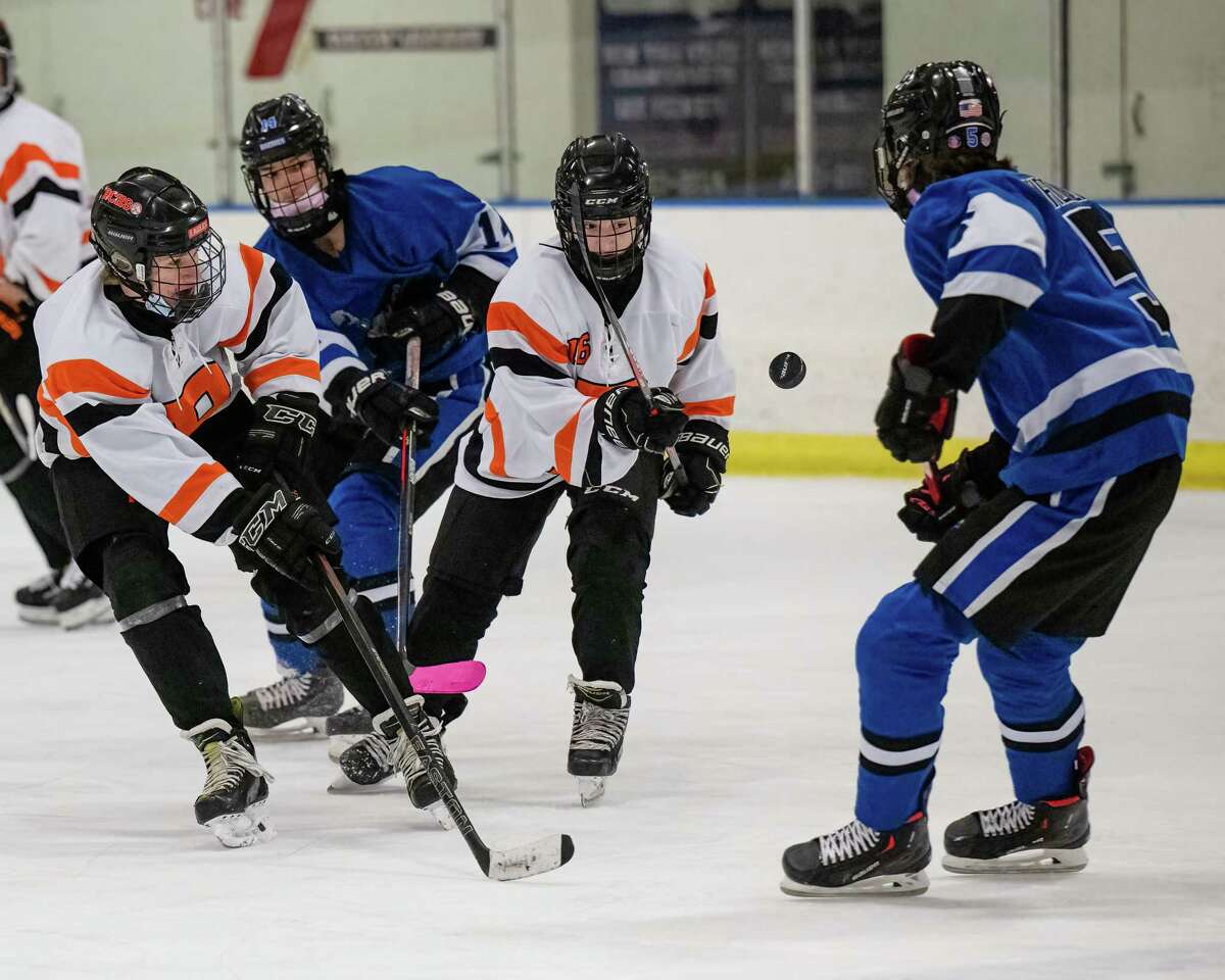 Bethlehem hockey rallies for tie with Adirondack