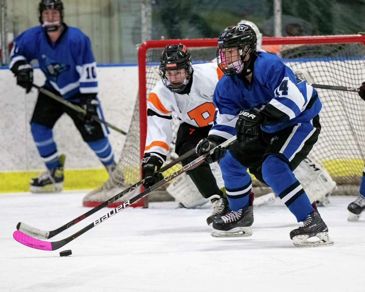 Bethlehem hockey rallies for tie with Adirondack