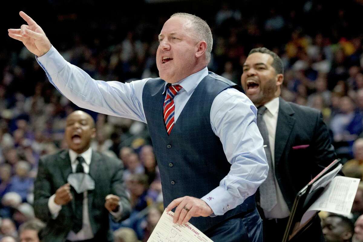 Texas A&M head coach Buzz Williams reacts during the first half of an NCAA college basketball game against LSU in Baton Rouge, La., Wednesday, Jan. 26, 2022. (AP Photo/Matthew Hinton)