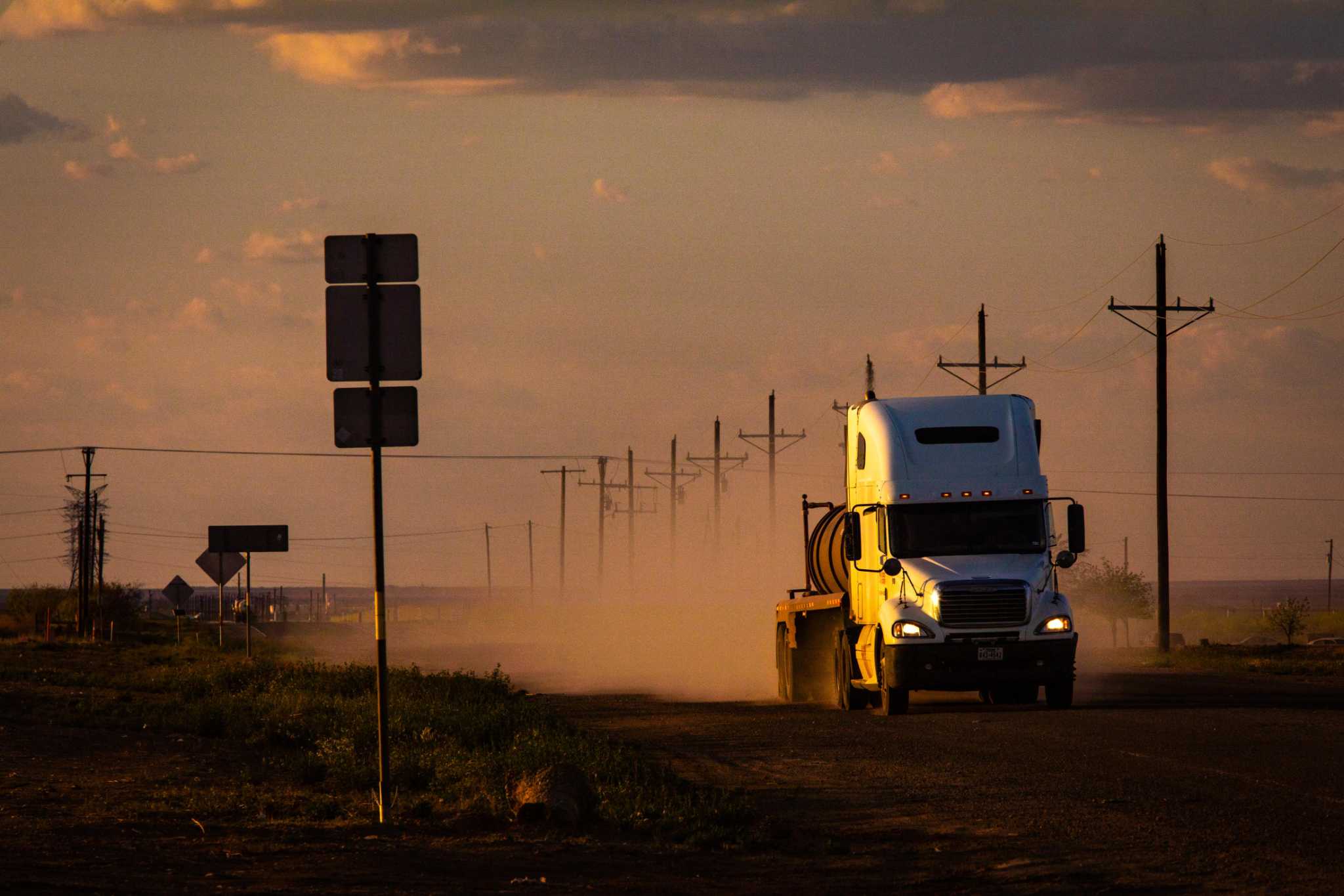 West Texas earthquake, pipeline explosion under investigation. Are they linked?