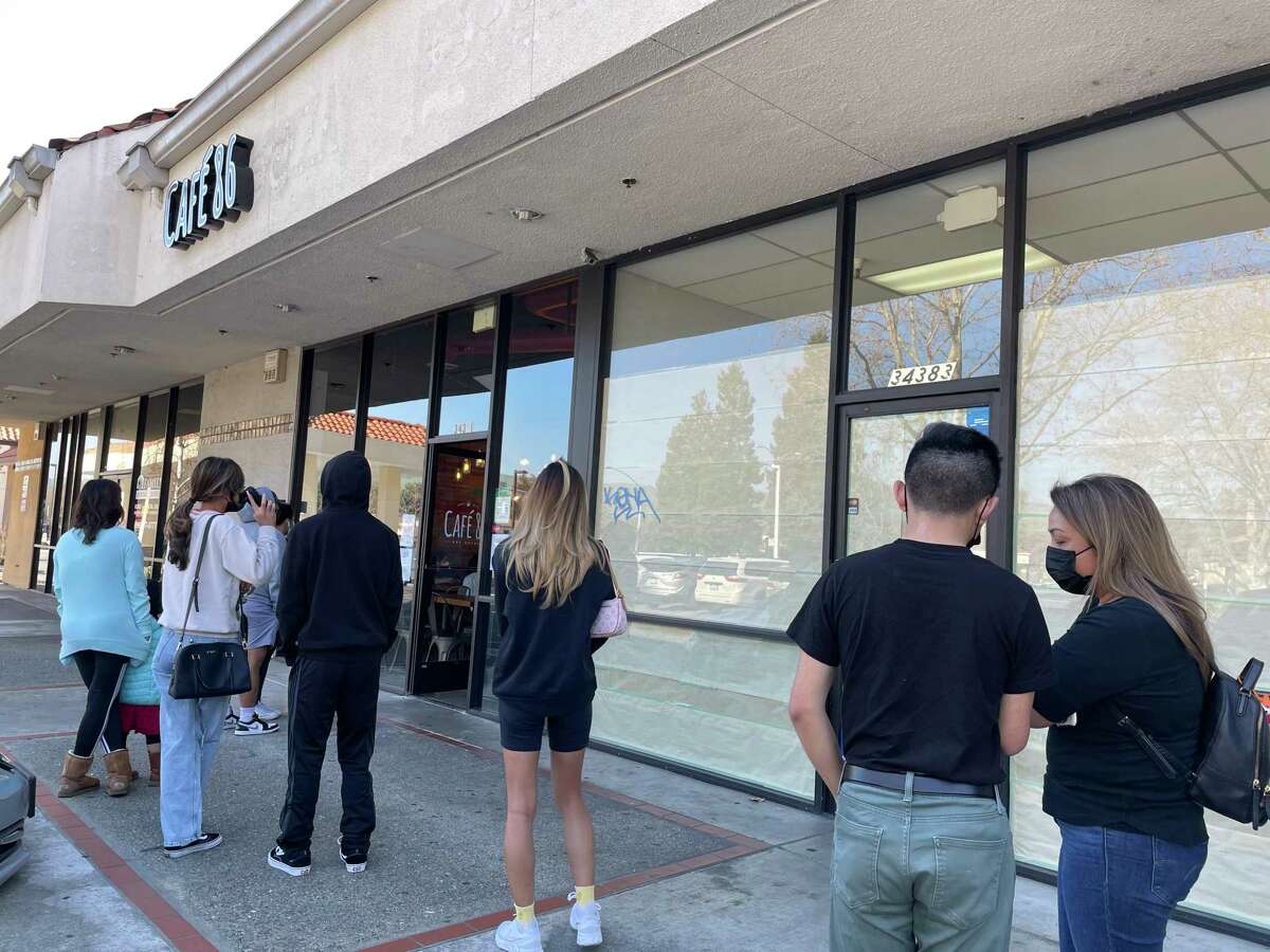 Crowds have lined up outside Cafe 86 in Union City, often waiting for well over an hour for ube-flavored drinks and treats.