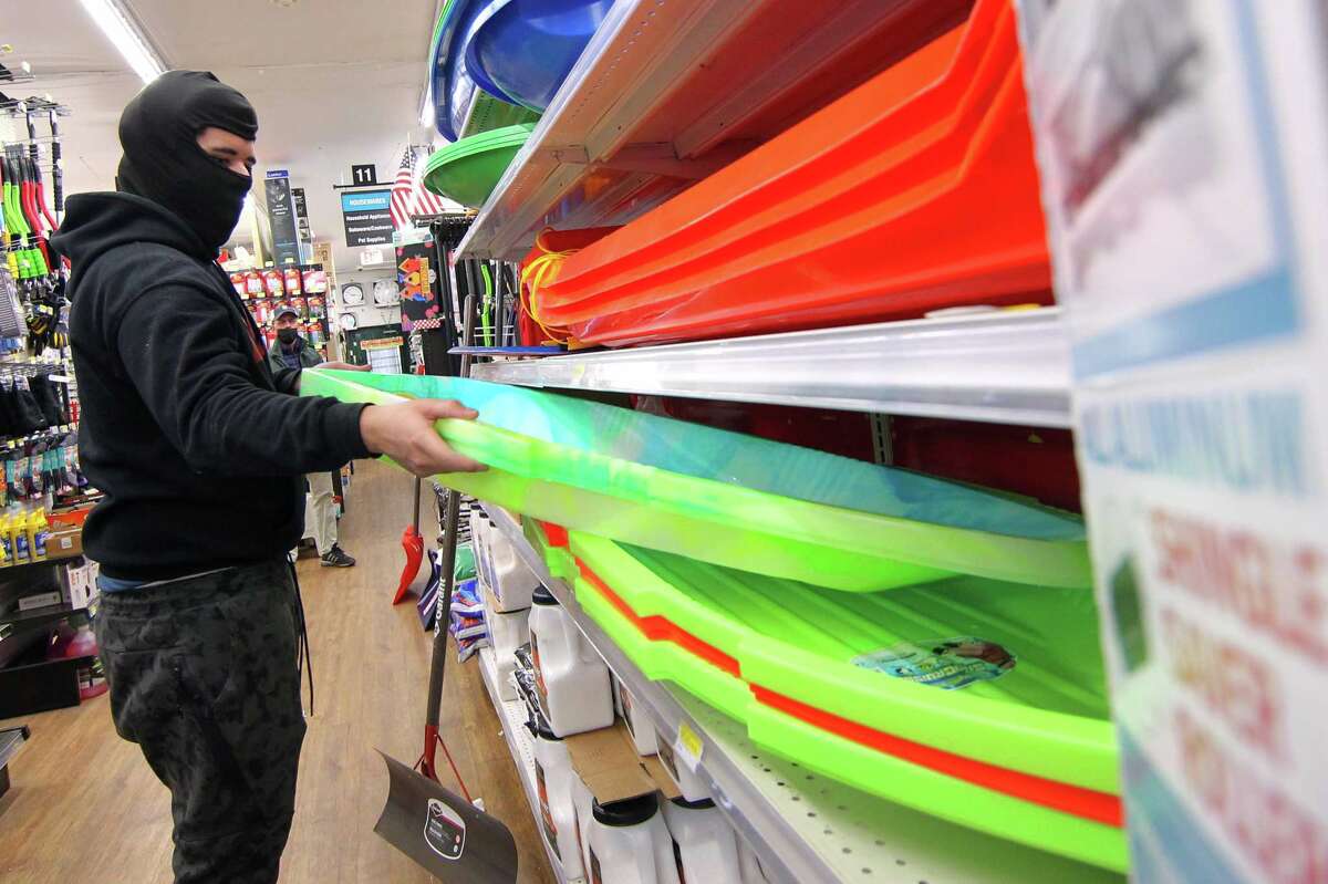 Greenwich declares snow emergency as winter storm barrels toward CT