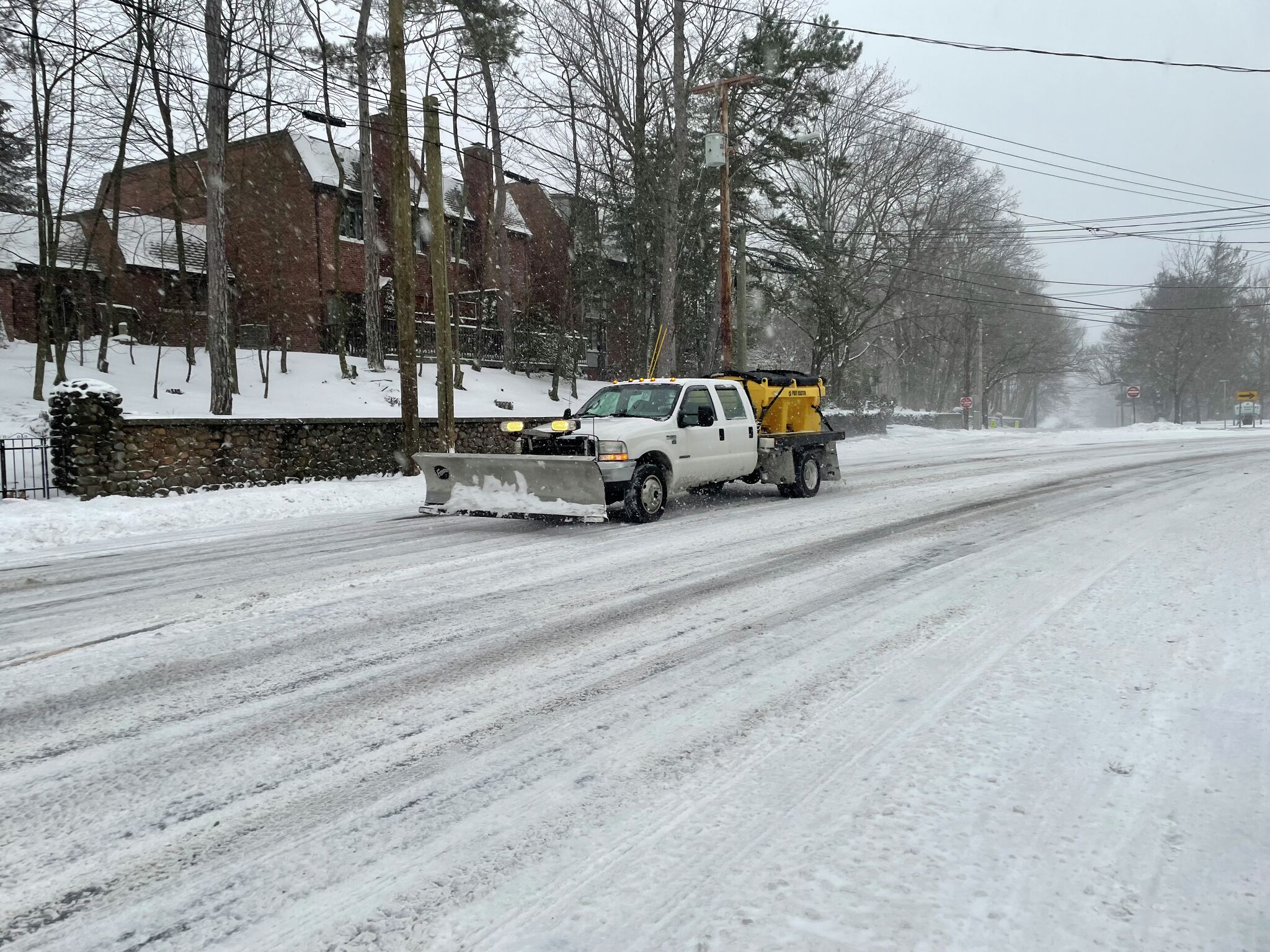 Several inches of snow already reported as nor'easter hits CT - Vimarsana News