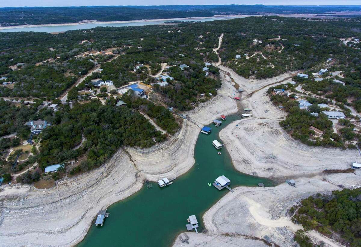 Remember when Medina Lake was a puddle? It’s getting there again.