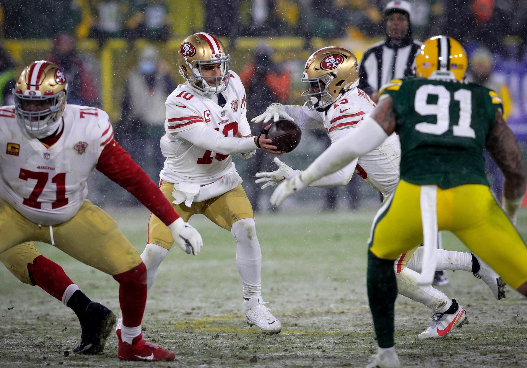 Green Bay, United States. 22nd Jan, 2022. San Francisco 49ers' Jimmy  Garoppolo (10) waves to the crowd after beating the Green Bay Packers 13-10  in their NFC divisional playoff game at Lambeau