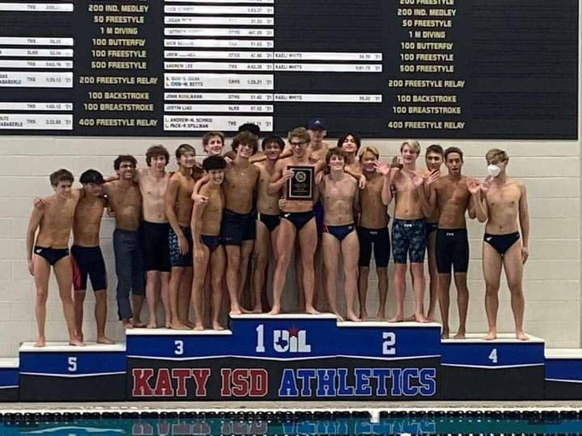 Tompkins Seven Lakes Take 19 6a Swimming Titles To Regional