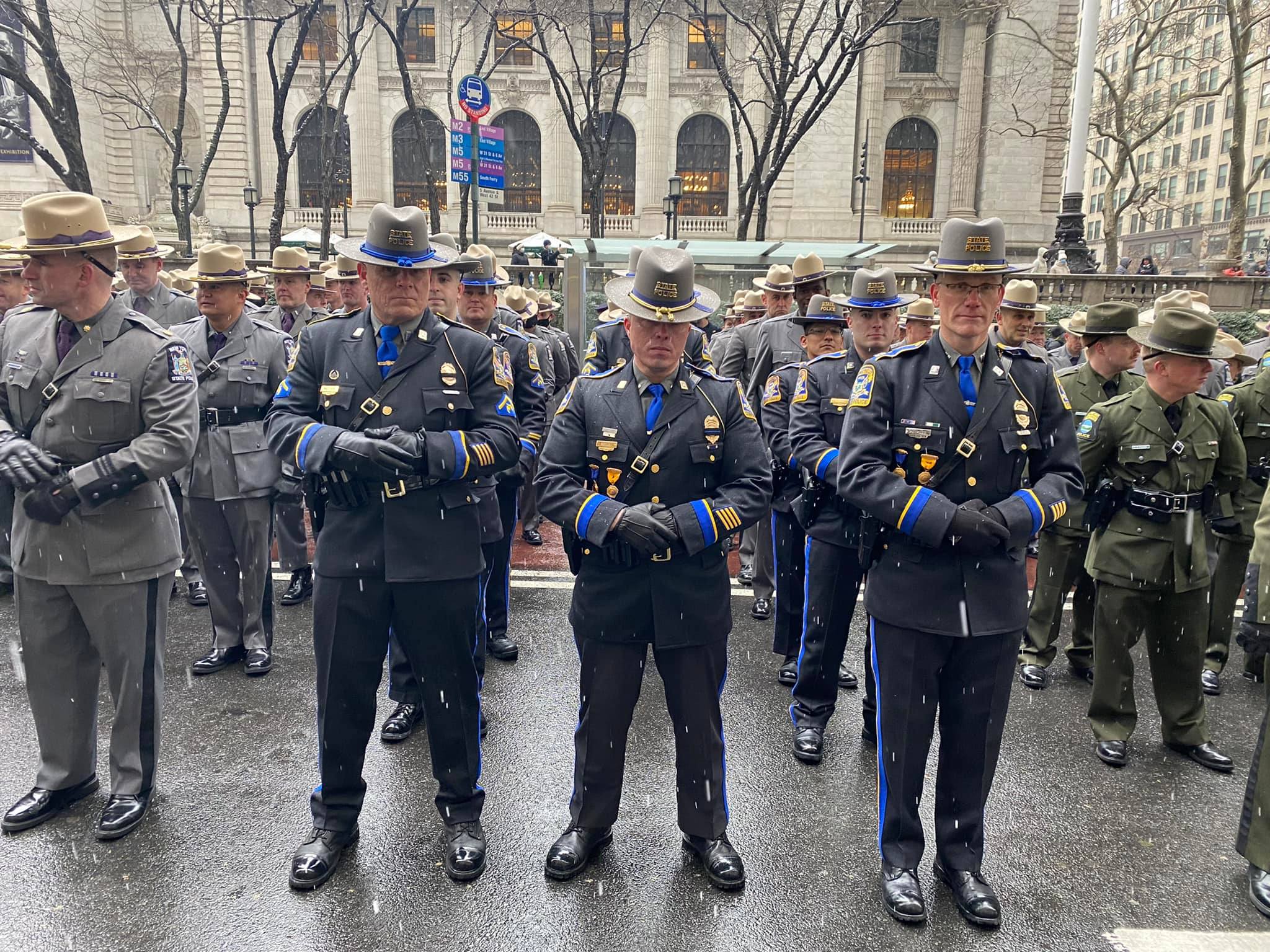 CT Police Officers Pay Tribute To NYPD Officer Killed On Duty