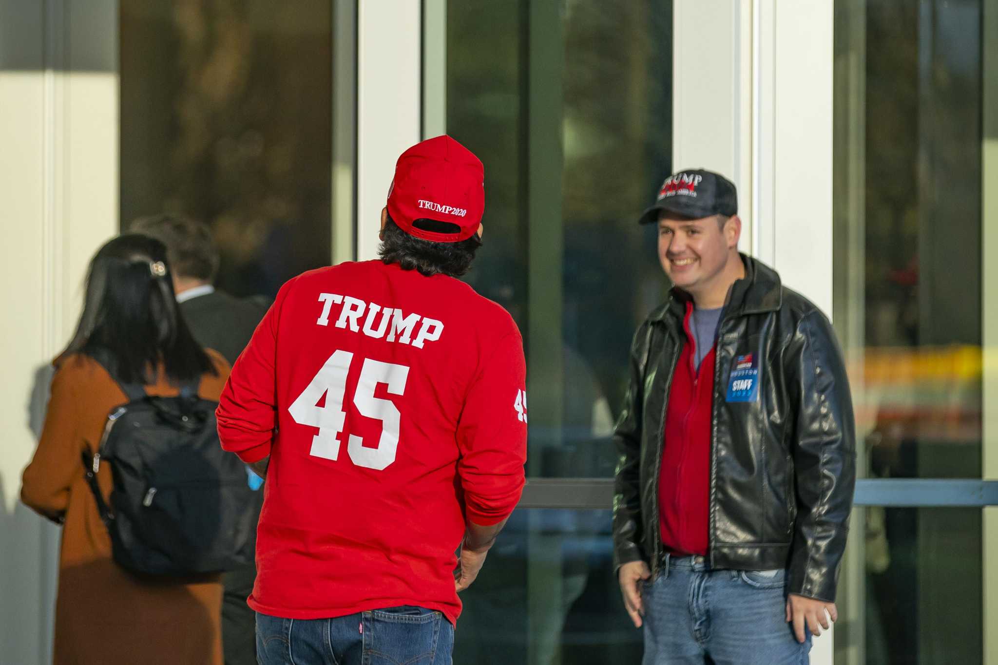 Trump crowd tame in downtown Houston, headed to Conroe rally next