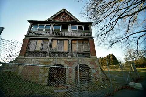 The crumbling historic structures at Connecticut’s Seaside State Park