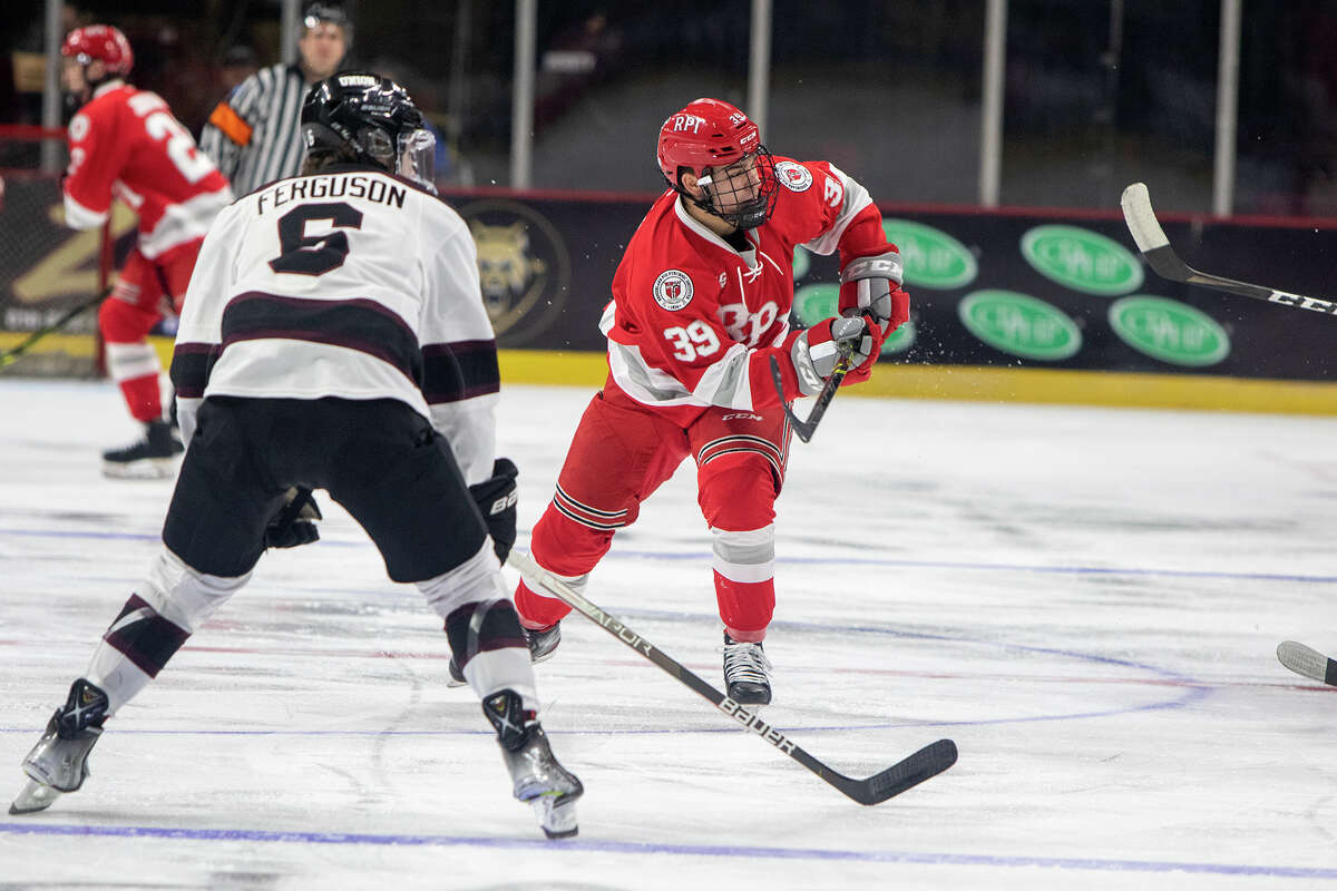 Union hockey puts aside changes, tops RPI in Mayor's Cup game