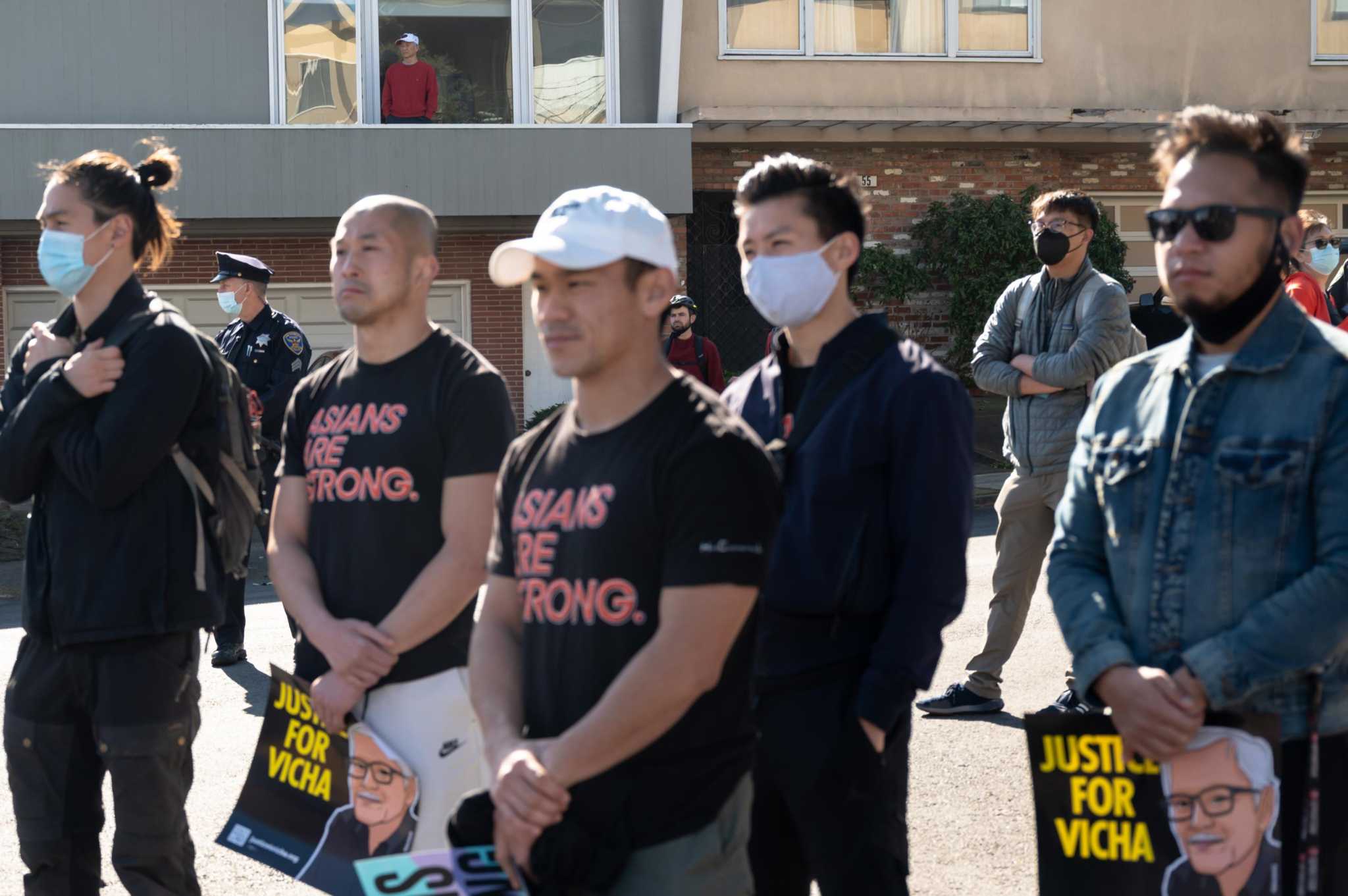 A year after 84-year-old Vicha Ratanapakdee was assaulted during his walk, San Franciscans march against anti-Asian violence - Vimarsana News