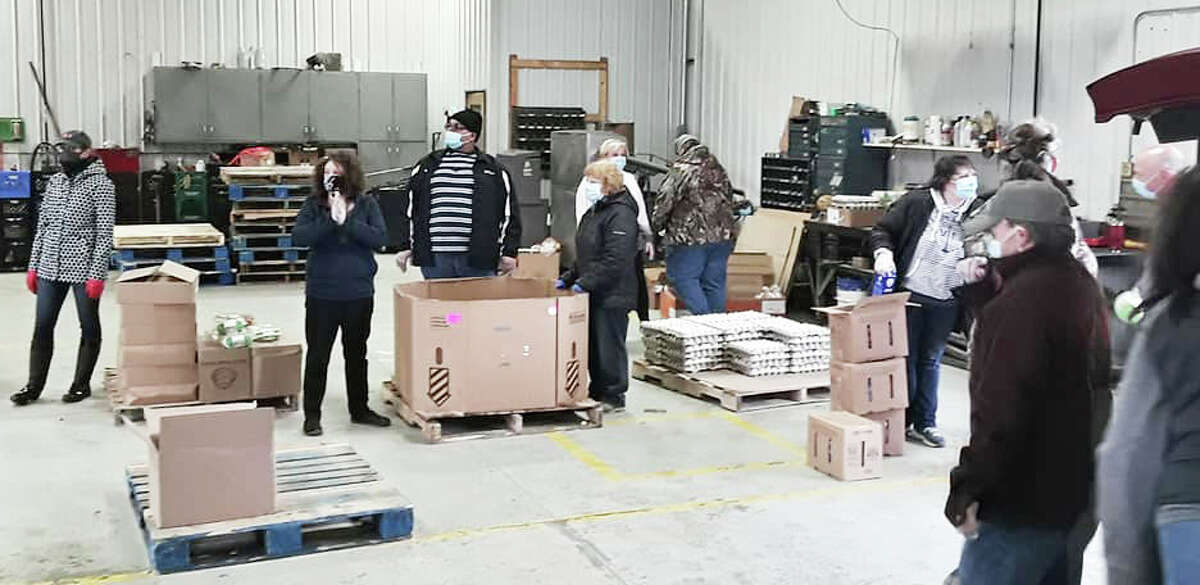 Elkton Lions Club holds 200th popup pantry