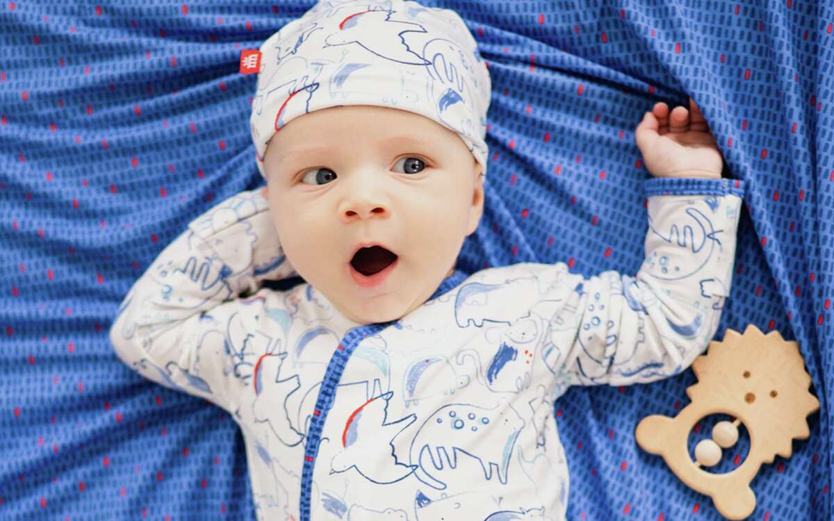 Magnetic Me sells magnetic onesies, magnetic bibs, and magnetic swaddle blankets