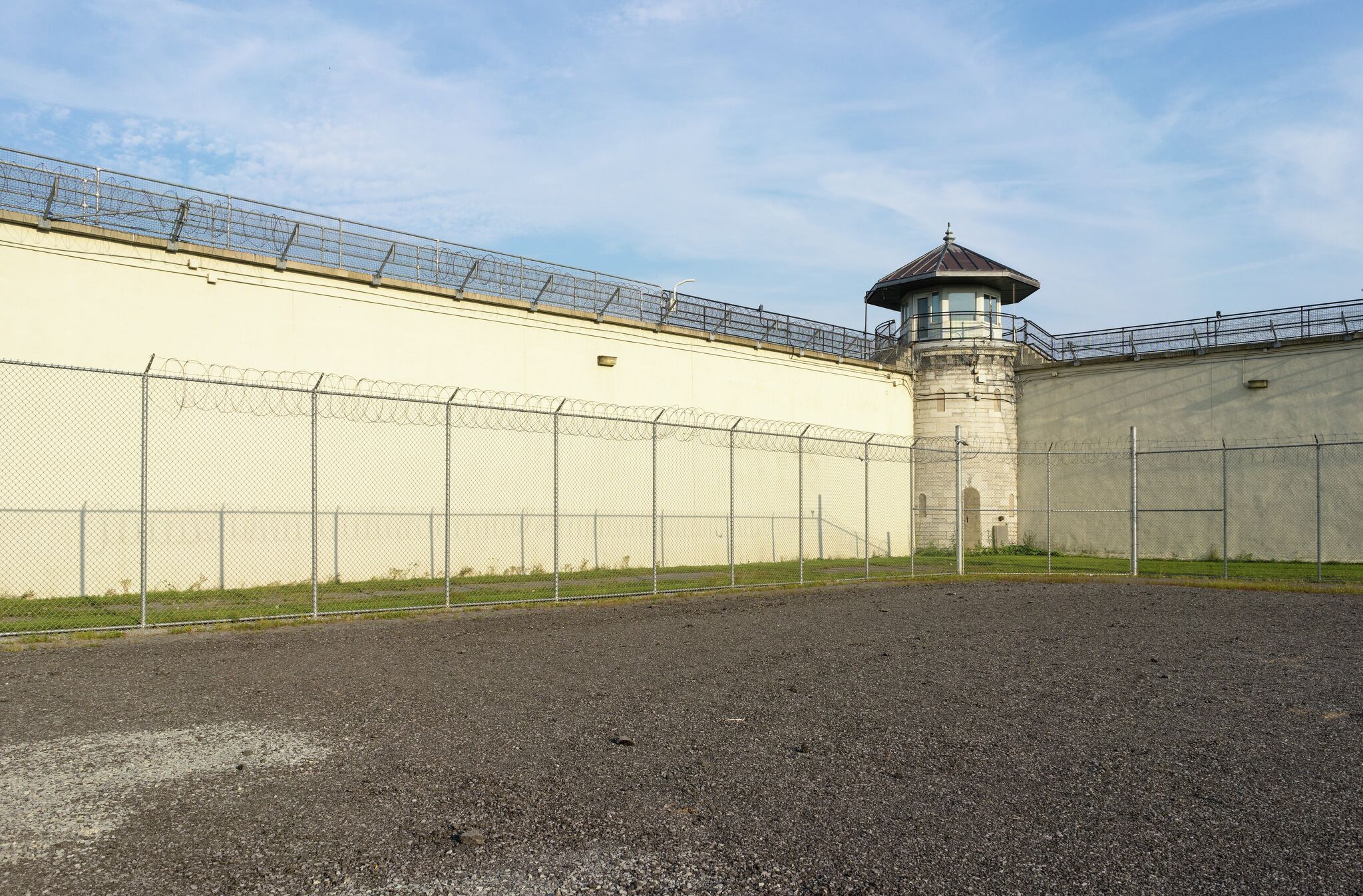 7 charged in deaths of fellow inmates at prison in Texas - Vimarsana News