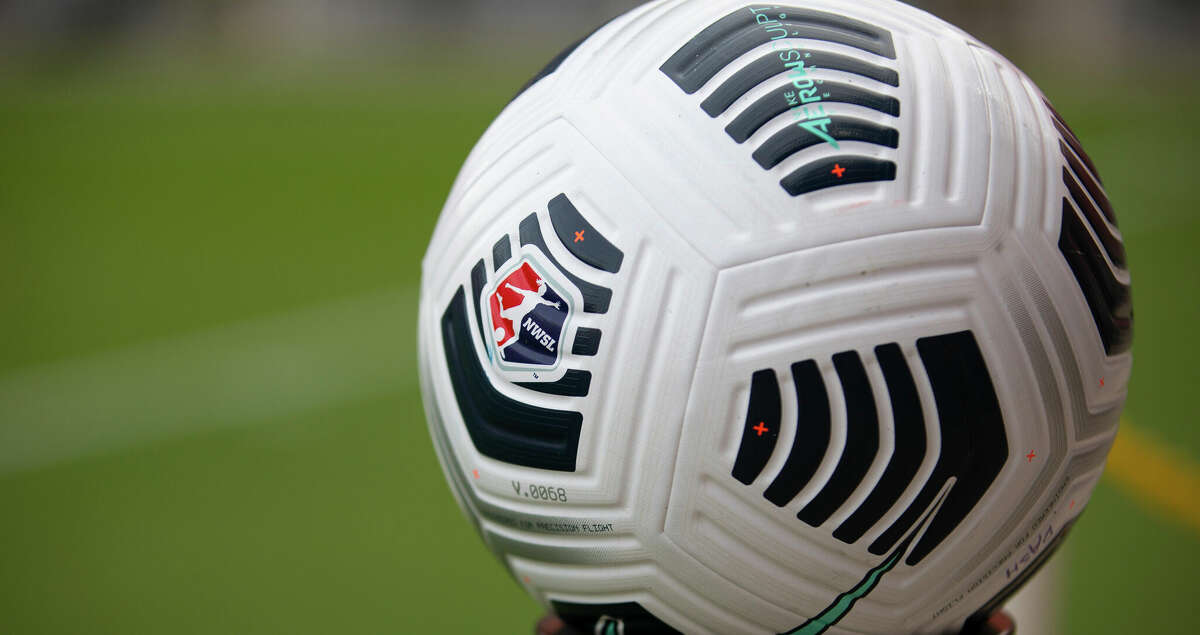 NWSL ratifies first CBA in league history on eve of 2022 preseason