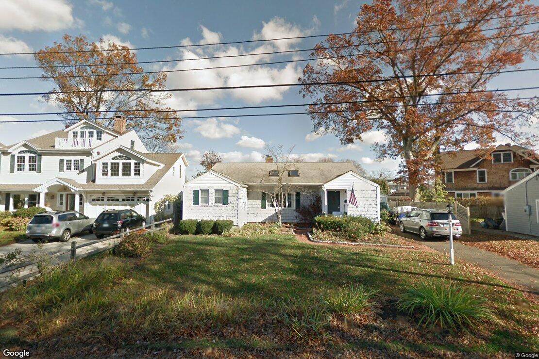 Single family residence sells in Norwalk for 695,000