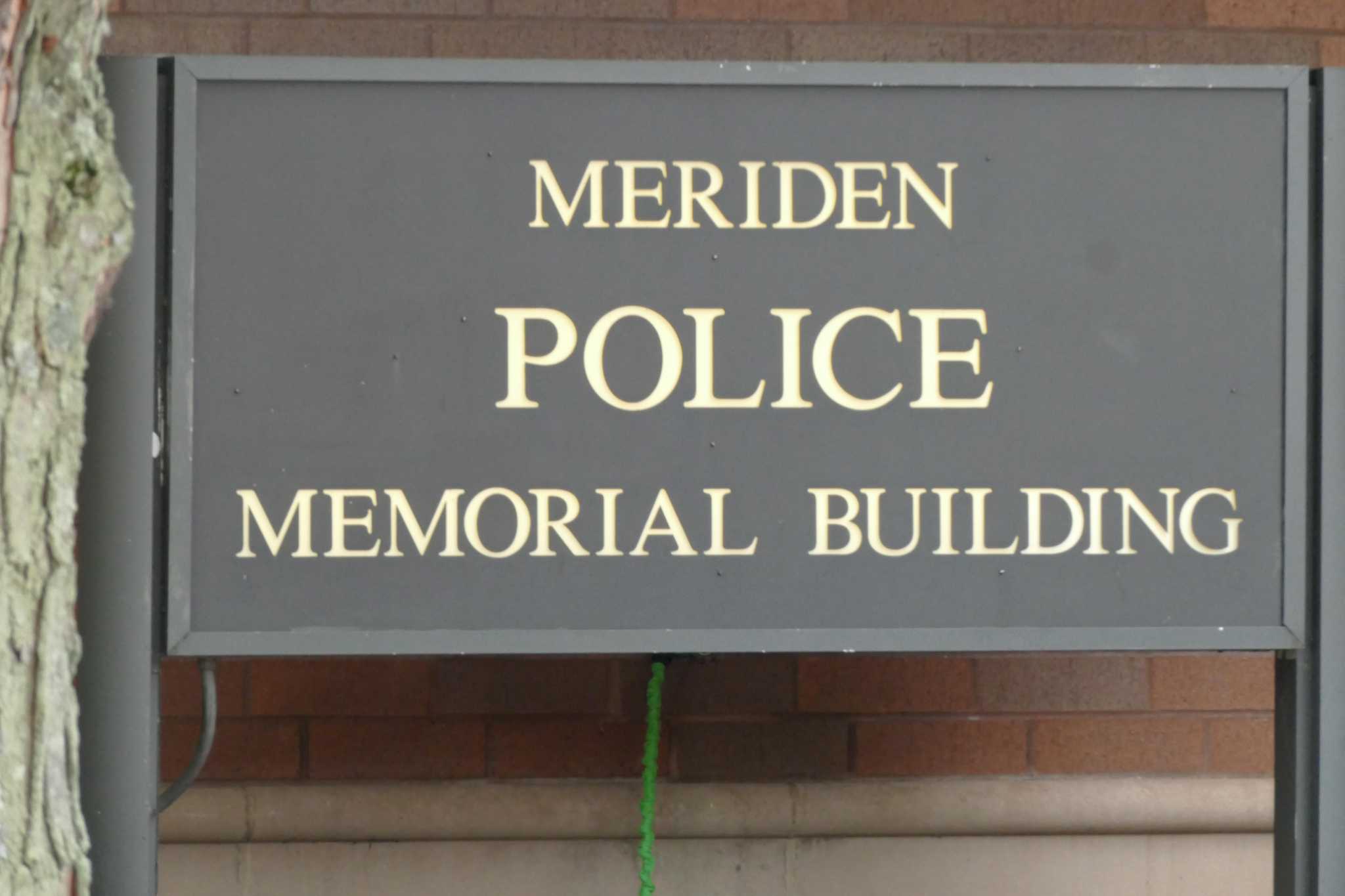 Report: CT cop justified for shooting man who pointed empty gun - Vimarsana News