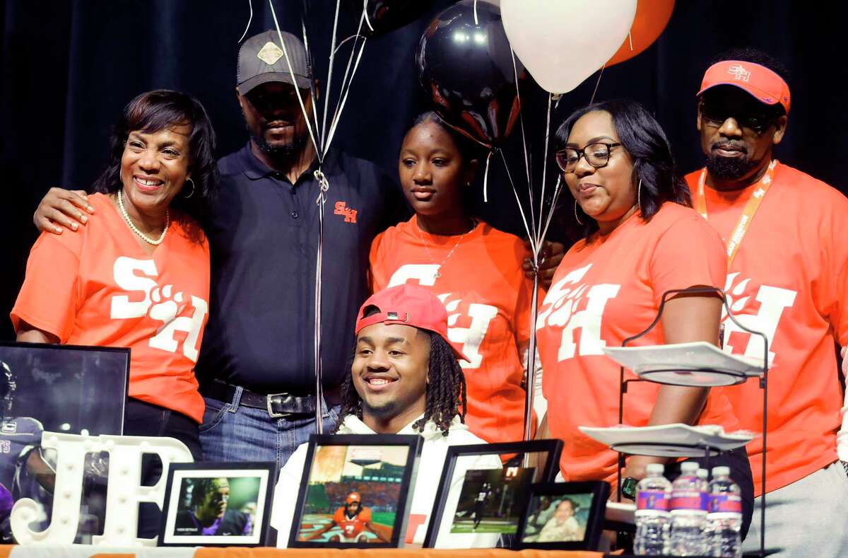 JaDarius Brown signed to play football for Sam Houston State University during a National Signing Day ceremony at Willis High School, Wednesday, Feb. 2, 2022, in Willis.