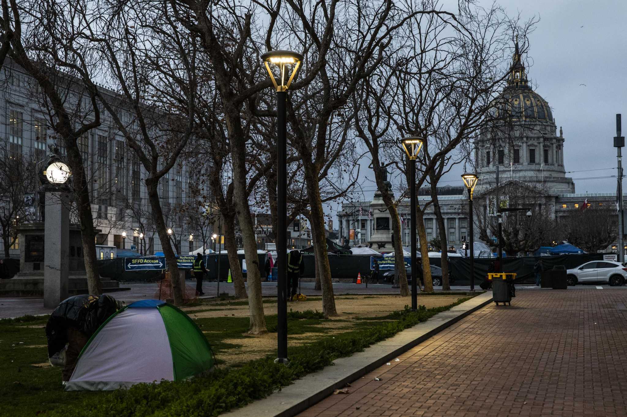 Photos: Las Vegas parking lot hosts homeless people during coronavirus