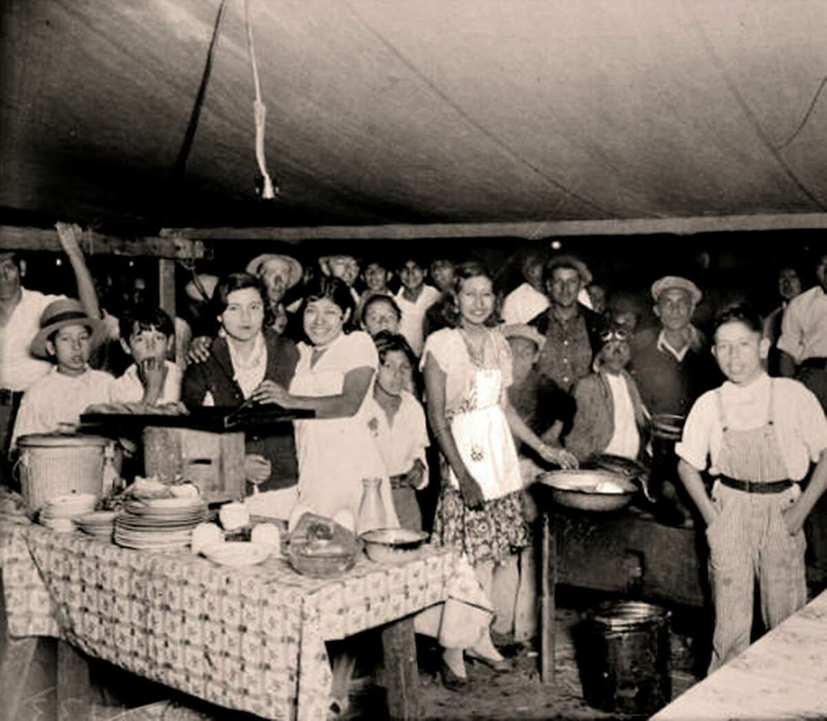 Viral video highlights San Antonio Chili Queens, Texas chili