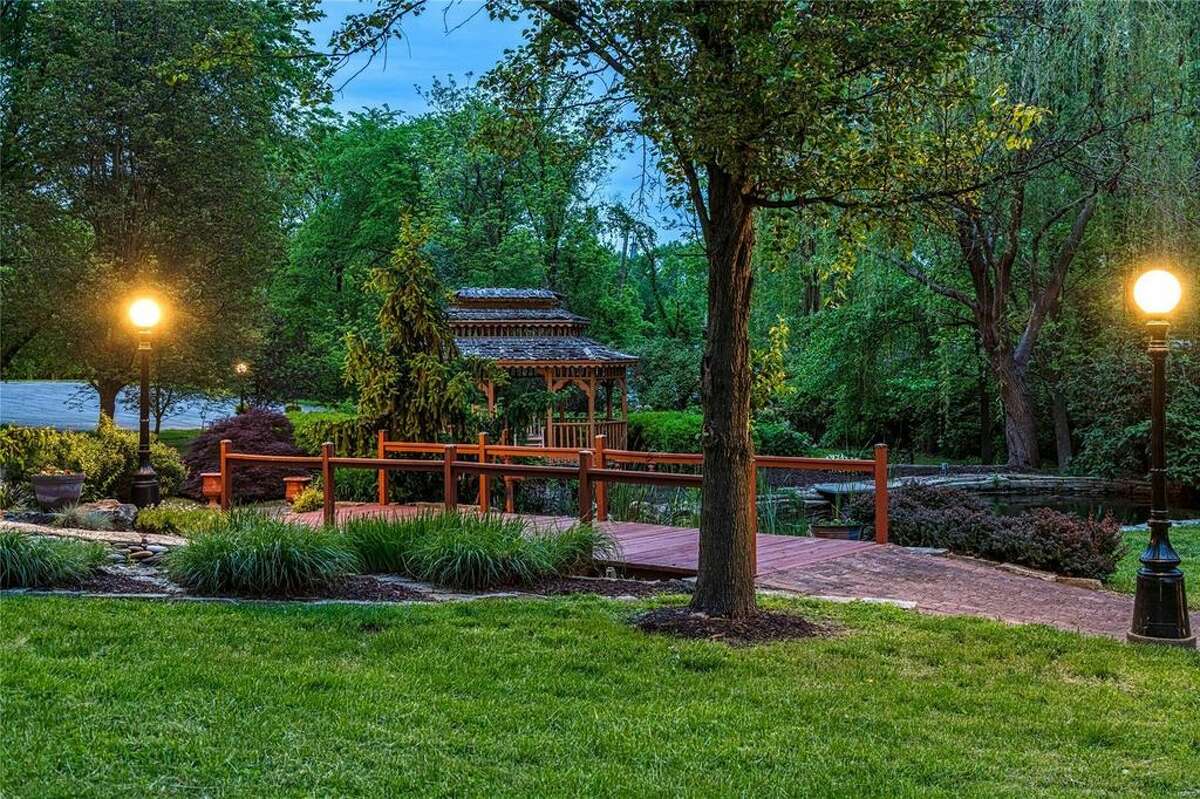 1.4M preCivil War mansion comes with wedding chapel, venue