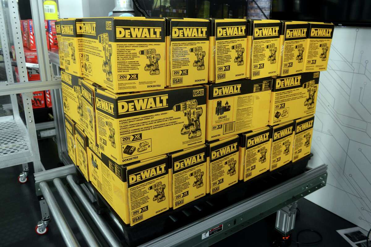 Stanley Black & Decker prepares layoffs, spending cuts; halts M&A