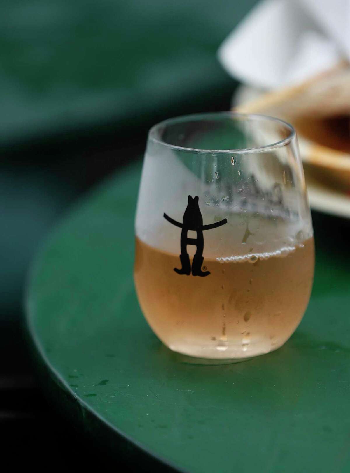 Wine Walk Rodeo’s Champion Wine Garden features Texas wines and more