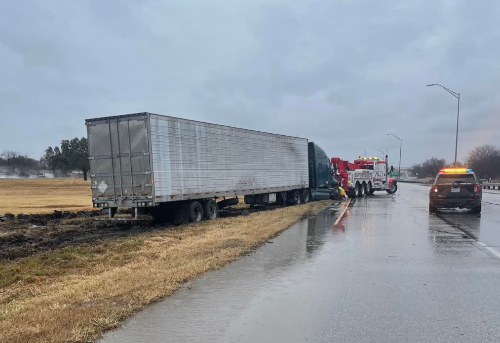 Live updates Roads, outages and flights for San Antonio and Hill Country