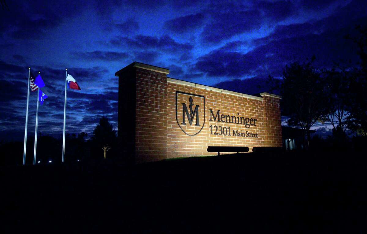 A sign for the Menninger Clinic is seen Friday, Dec. 2, 2016, in Houston. ( Jon Shapley / Houston Chronicle )