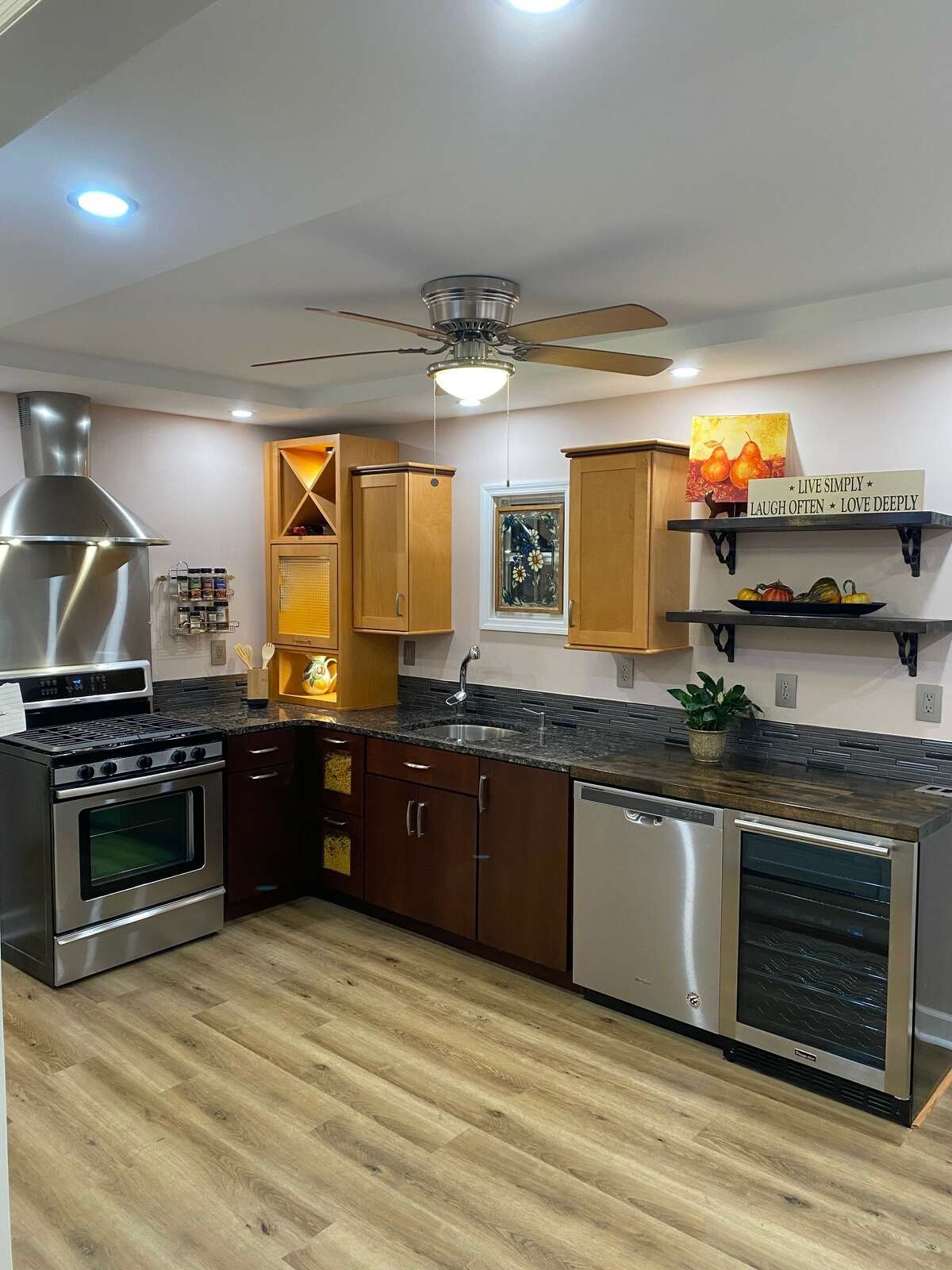 House of the Week Bungalow in Voorheesville