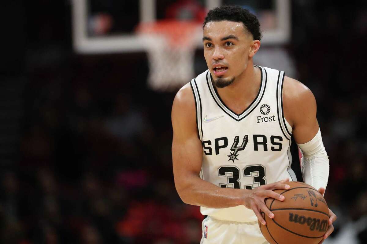 tre jones jersey spurs